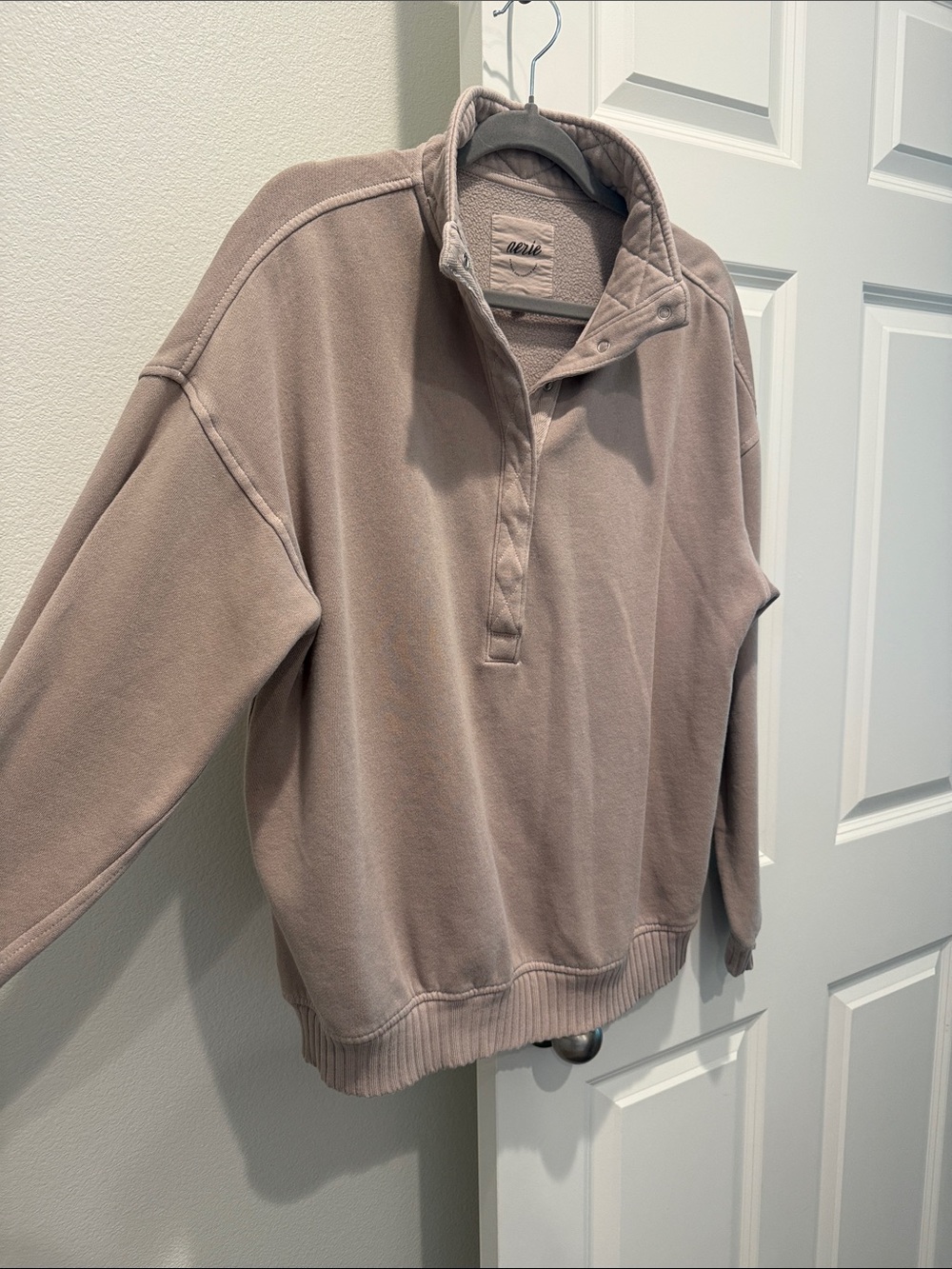 Aerie Pullover Sweater in taupe.